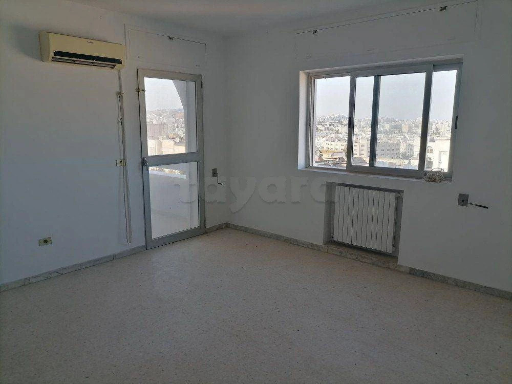 El Menzah&nbsp;El Manar 2&nbsp;Location&nbsp;Appart. 4 pi�ces&nbsp;Un lumineux et spacieux appartement  s3 � manar2