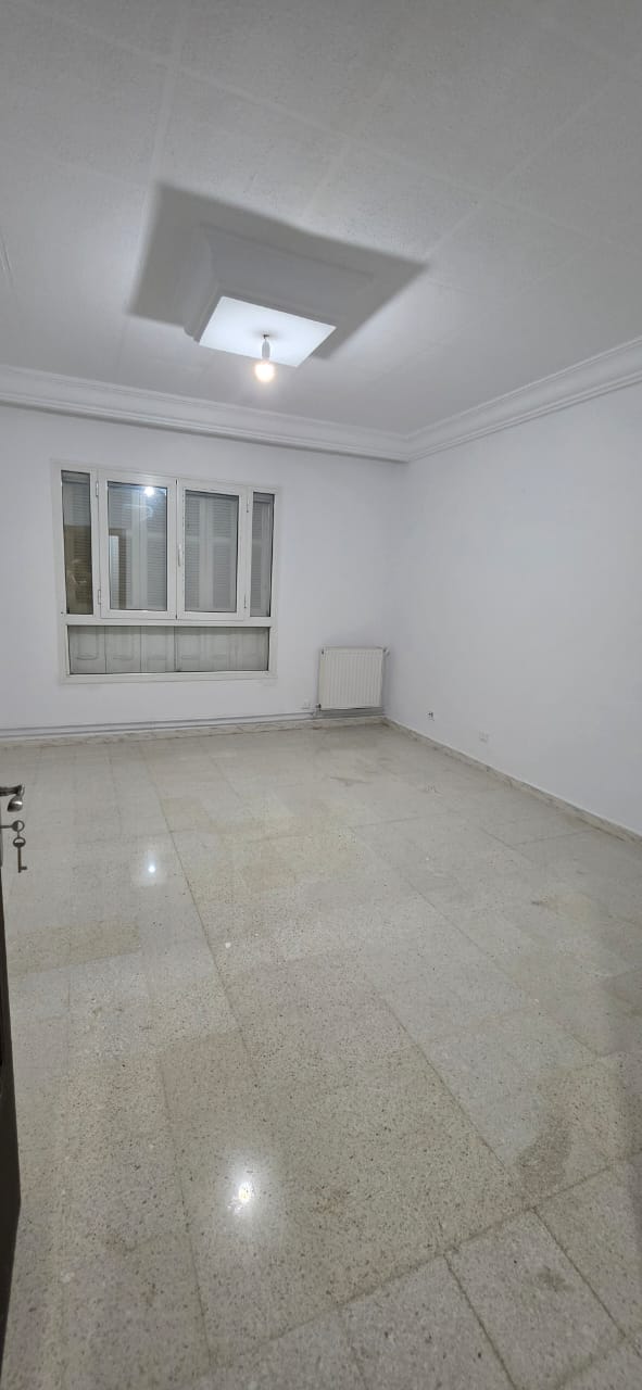 Cite El Khadra&nbsp;Cite Olympeade&nbsp;Vente&nbsp;Appart. 3 pi�ces&nbsp;Un mignon appartement s2 � la cit� olympique