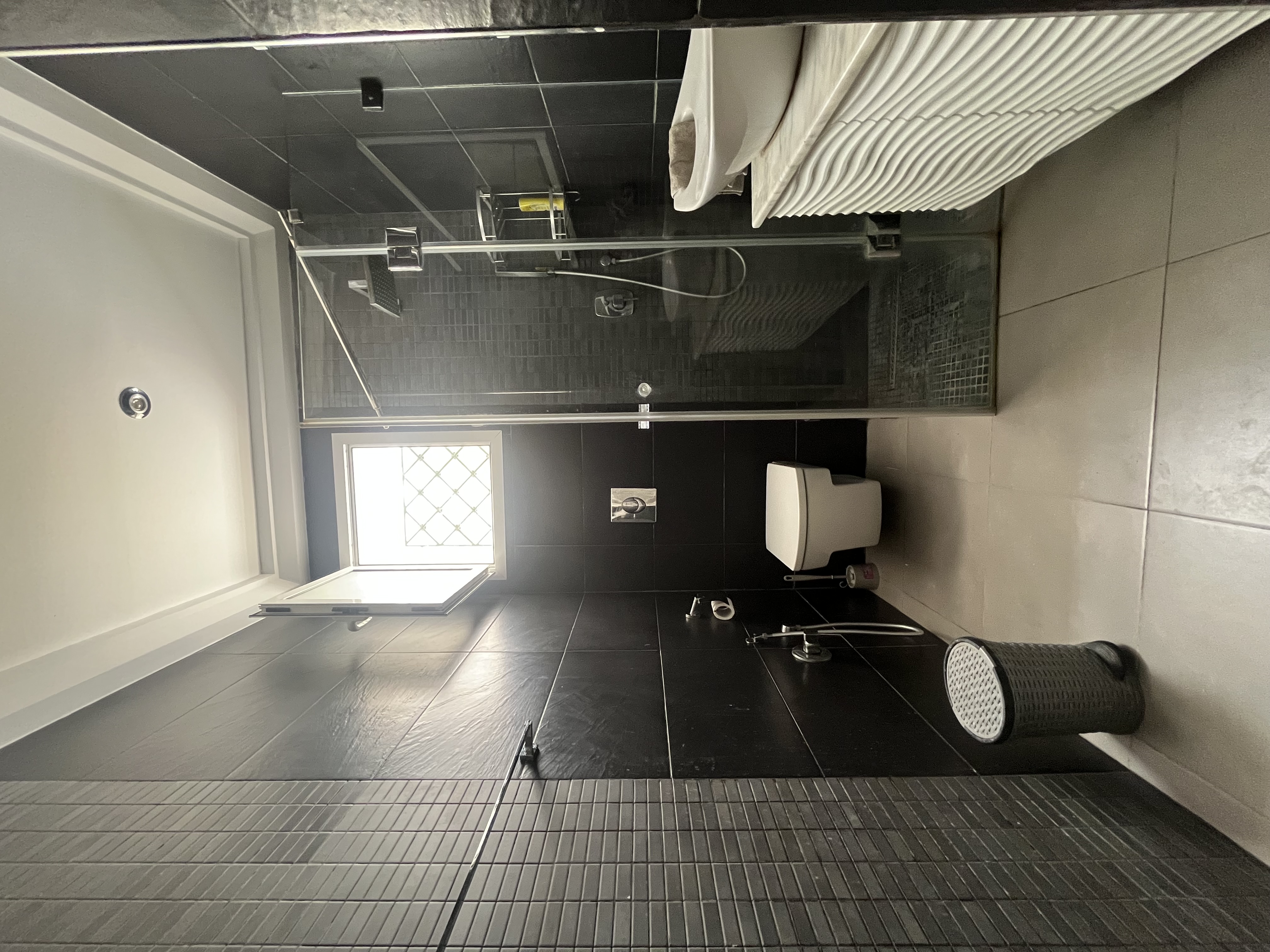 Ariana Ville&nbsp;Cite Ennasr 1&nbsp;Location&nbsp;Appart. 5 pi�ces+&nbsp;Grand appartement familial  ennaser 1