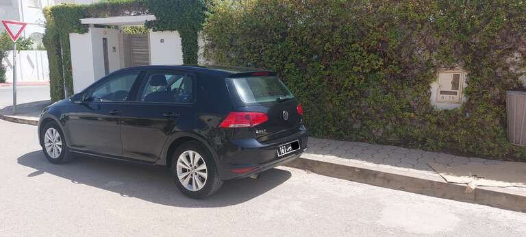 Ariana Ville&nbsp;Cite Ennasr 2&nbsp;Volkswagen&nbsp;Golf 7&nbsp;Belle voiture