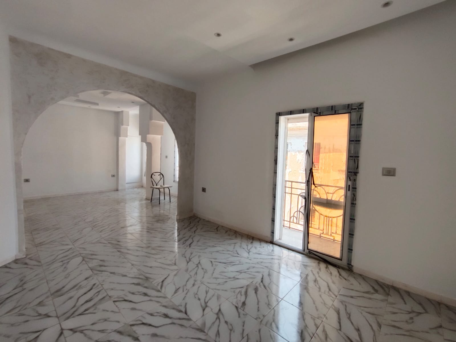 Bab Bhar&nbsp;Bab Bhar&nbsp;Vente&nbsp;Appart. 3 pi�ces&nbsp;Centre ville vnt app s3 150m2