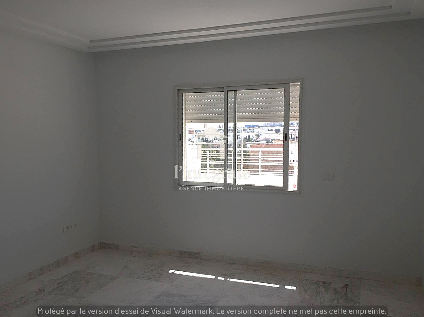 Ariana Ville&nbsp;Cite Ennasr 2&nbsp;Location&nbsp;Appart. 4 pi�ces&nbsp;S3 de haut standing avec terrasse