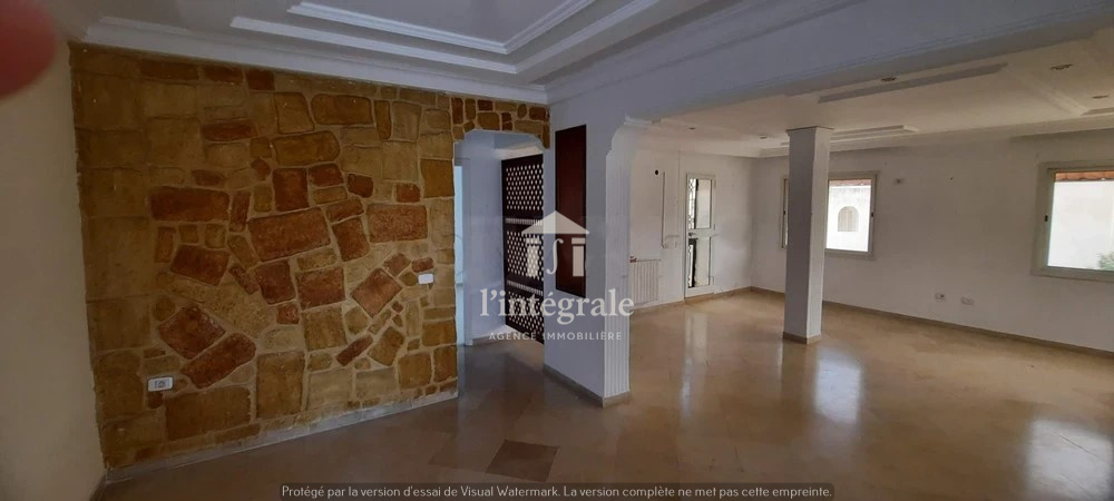 Ariana Ville&nbsp;Cite Ennasr 2&nbsp;Location&nbsp;Maisons&nbsp;Magnifique �tage d'une villa s4
