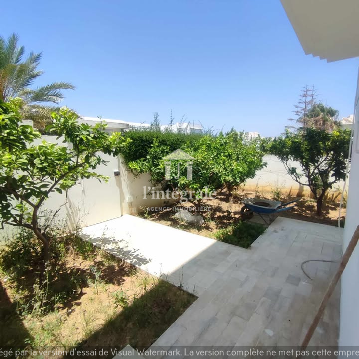 Ariana Ville&nbsp;Cite Ennasr 2&nbsp;Location&nbsp;Appart. 2 pi�ces&nbsp;S1 avec jardin