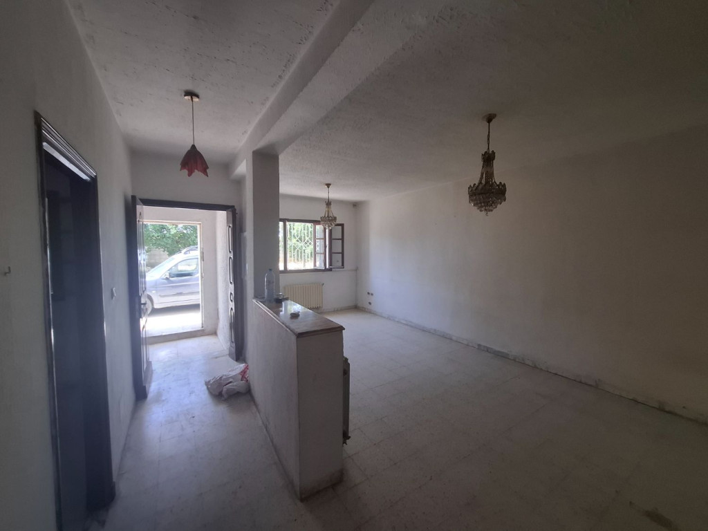 El Mourouj&nbsp;Cite El Mourouj 3 Bis&nbsp;Vente&nbsp;Maisons&nbsp;Duplex s6 sur 3 niveaux mourouj 5