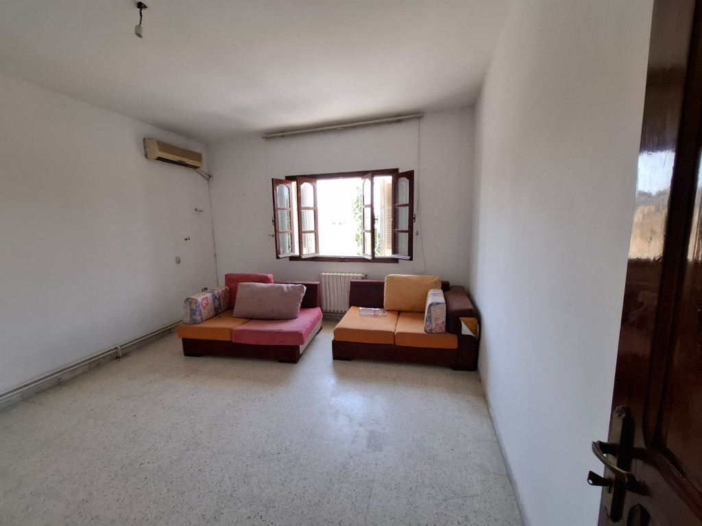 El Mourouj&nbsp;Cite El Mourouj 3 Bis&nbsp;Vente&nbsp;Maisons&nbsp;Duplex s6 sur 3 niveaux mourouj 5