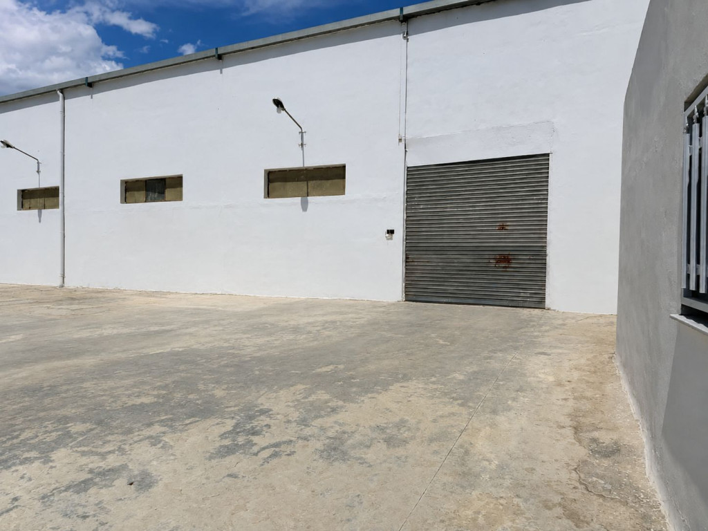Fouchana&nbsp;Zone Industrielle El Meghira&nbsp;Bureaux & Commerces&nbsp;Fond de Commerce&nbsp;D�p�t industriel � el mghira 3
