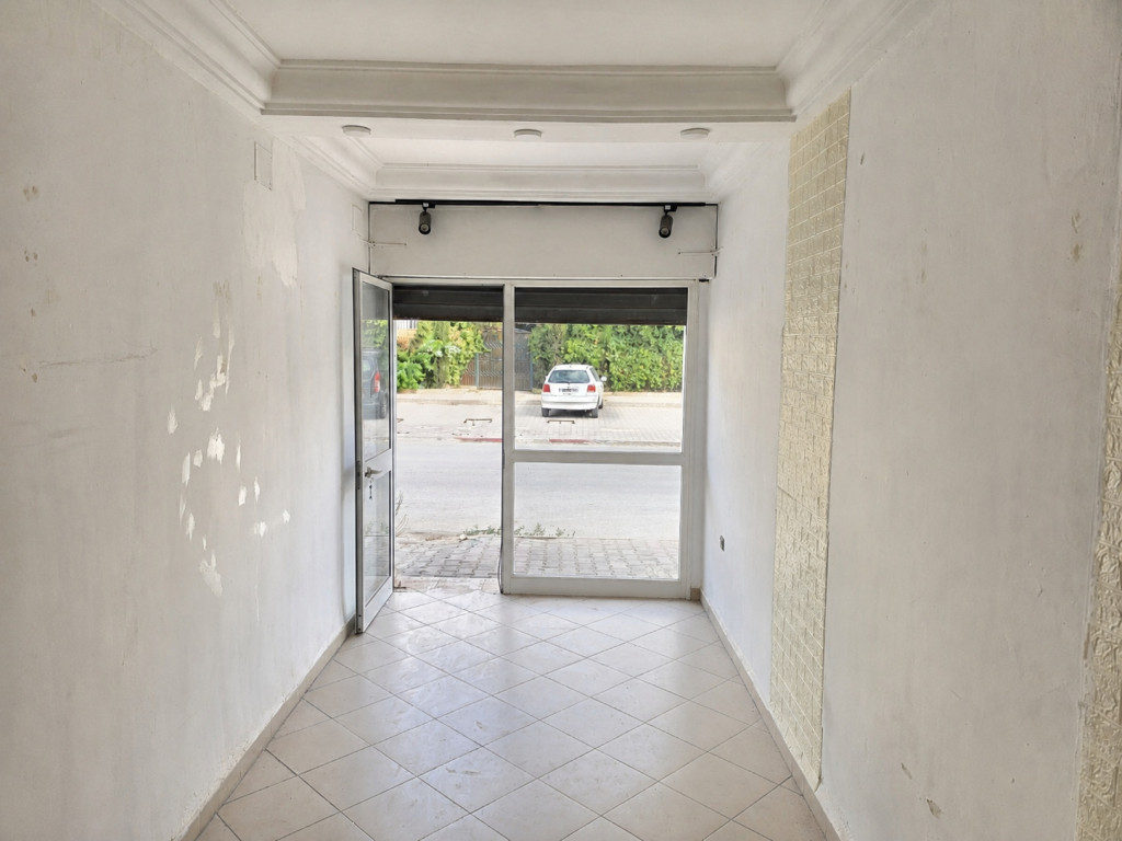 El Mourouj&nbsp;Cite El Mourouj 3 Bis&nbsp;Bureaux & Commerces&nbsp;Fond de Commerce&nbsp;Local commercial 15 m � el mourouj 5