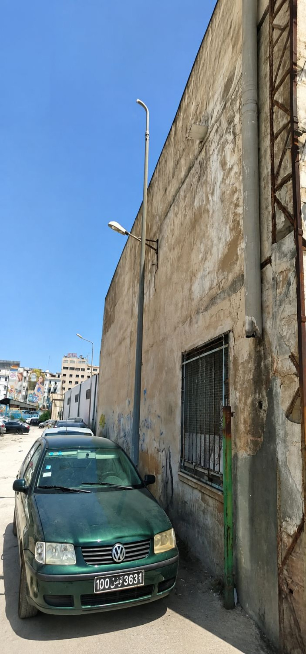 Bab Bhar&nbsp;Republique&nbsp;Bureaux & Commerces&nbsp;Fond de Commerce&nbsp;B�timent de 458 m � � tunis