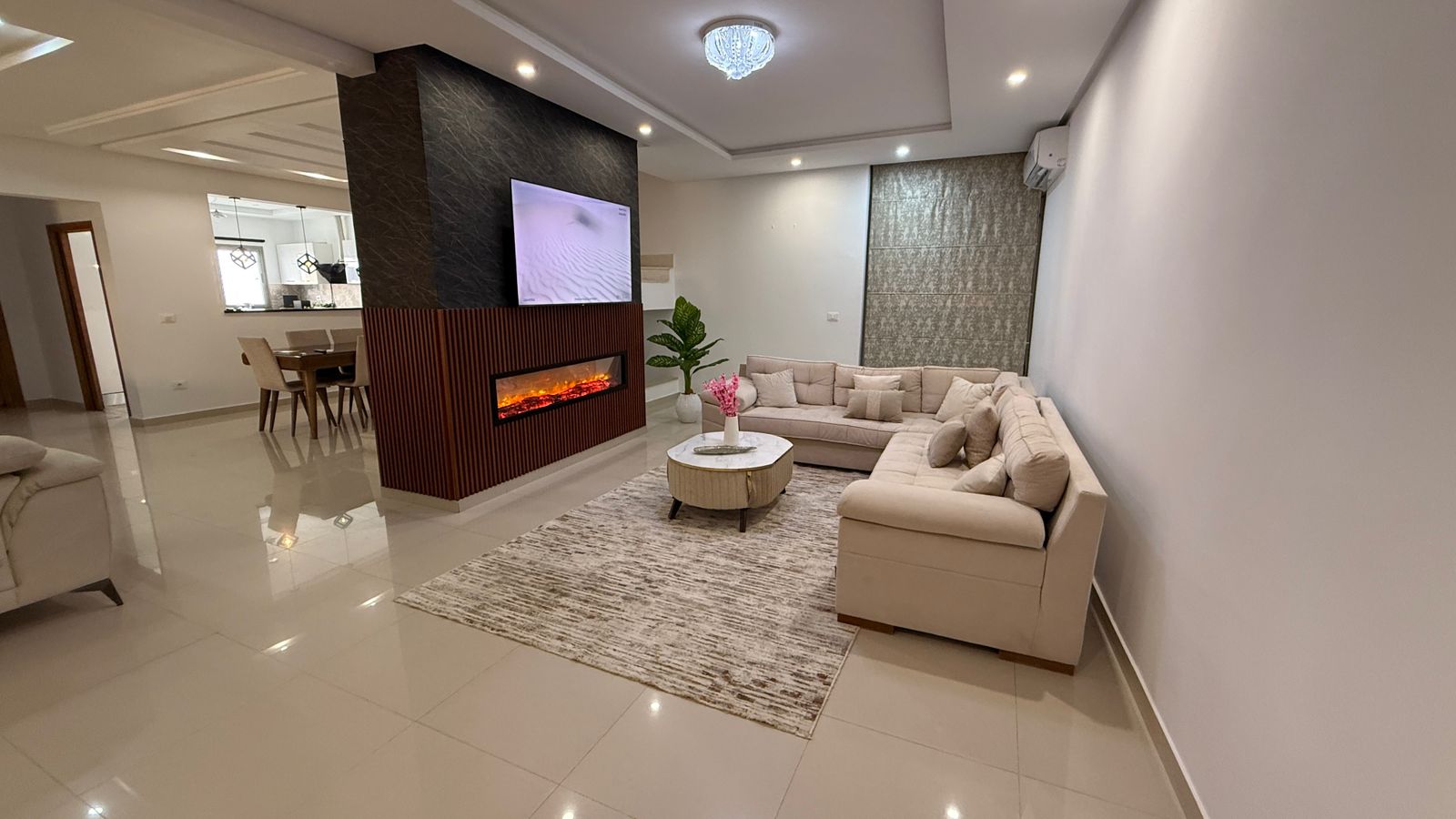 Hammamet&nbsp;Hammamet&nbsp;Location&nbsp;Appart. 4 pi�ces&nbsp;Magnifique duplex au 1er �tage s4