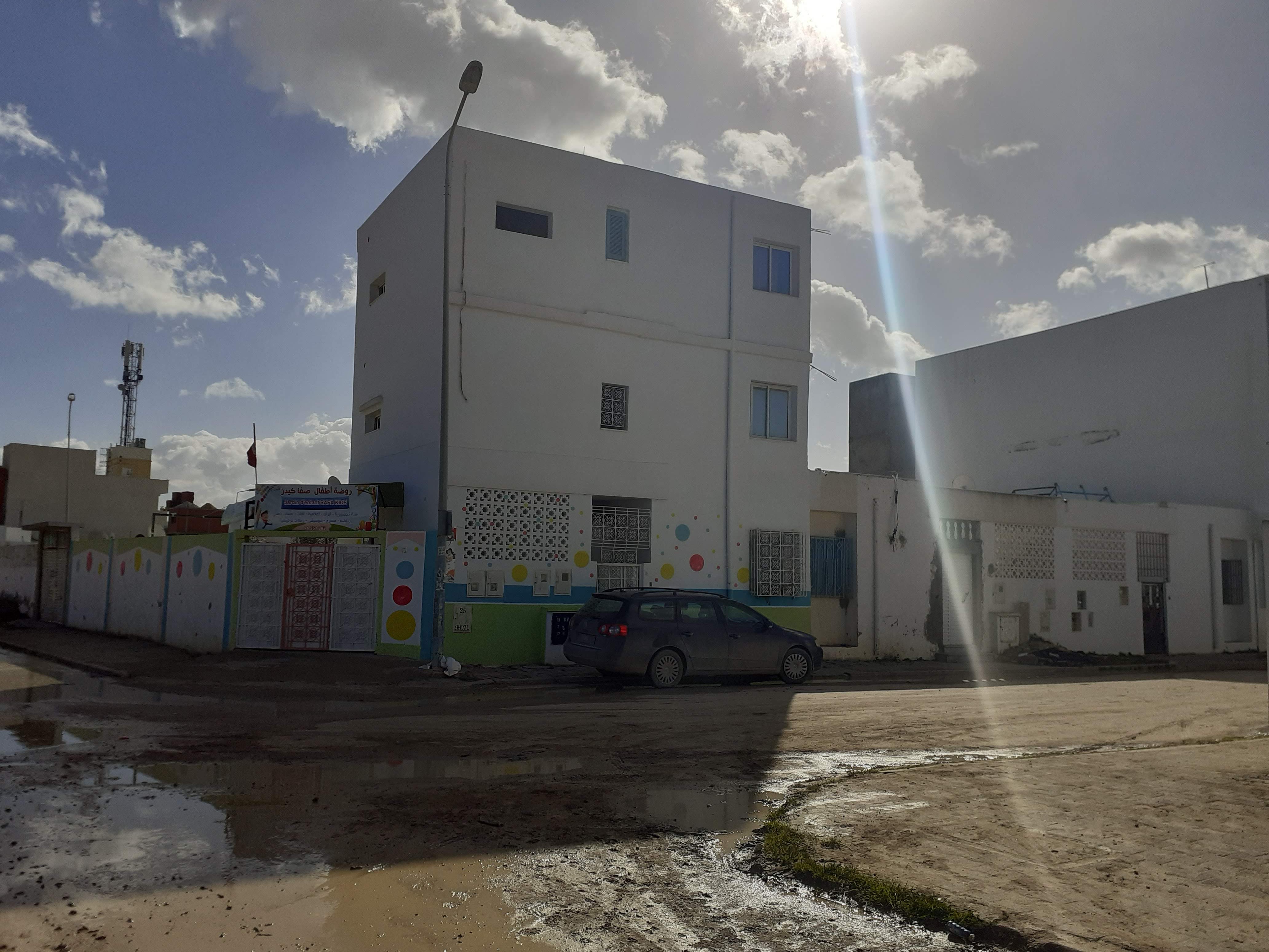 Raoued&nbsp;Cite Ennour Jaafar&nbsp;Vente&nbsp;Maisons&nbsp;Immeuble de trois appartements � nour jaafar