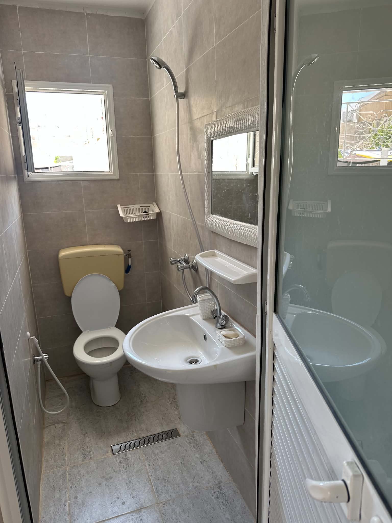 El Omrane Superieur&nbsp;Rommana&nbsp;Location&nbsp;Appart. 1 pi�ce&nbsp;Bonne occasion pour �tudiante et fonctionnaire