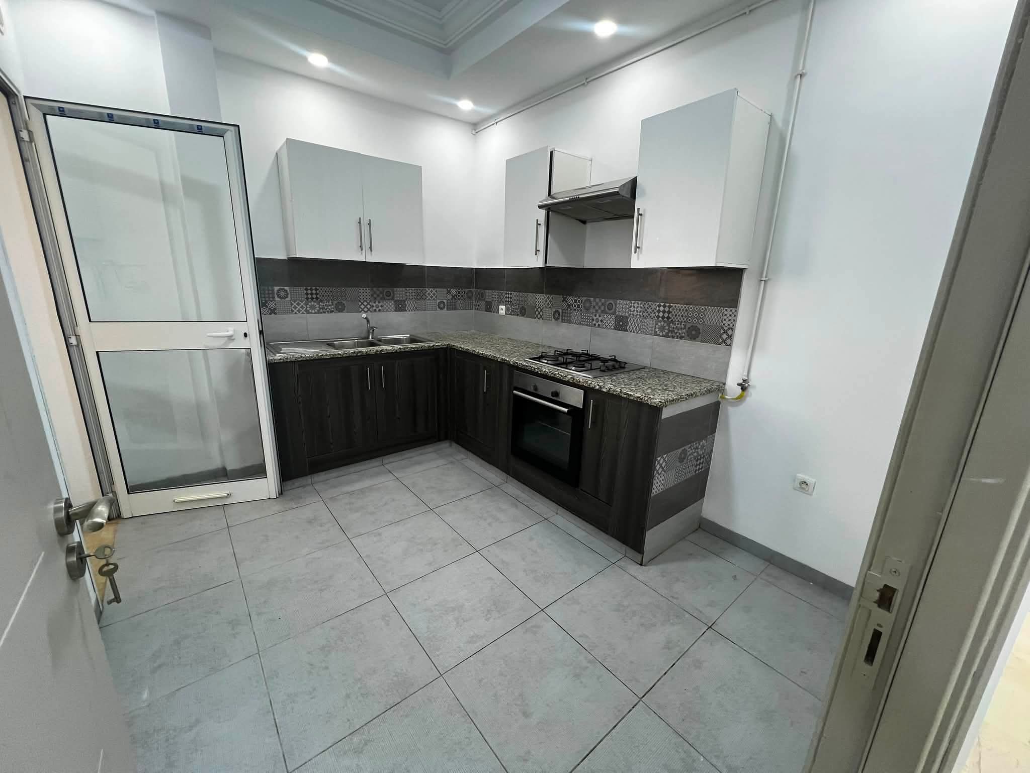 Raoued&nbsp;Cite Ennkhilet&nbsp;Location&nbsp;Appart. 4 pi�ces&nbsp;S3 ennkhilete 1050 d