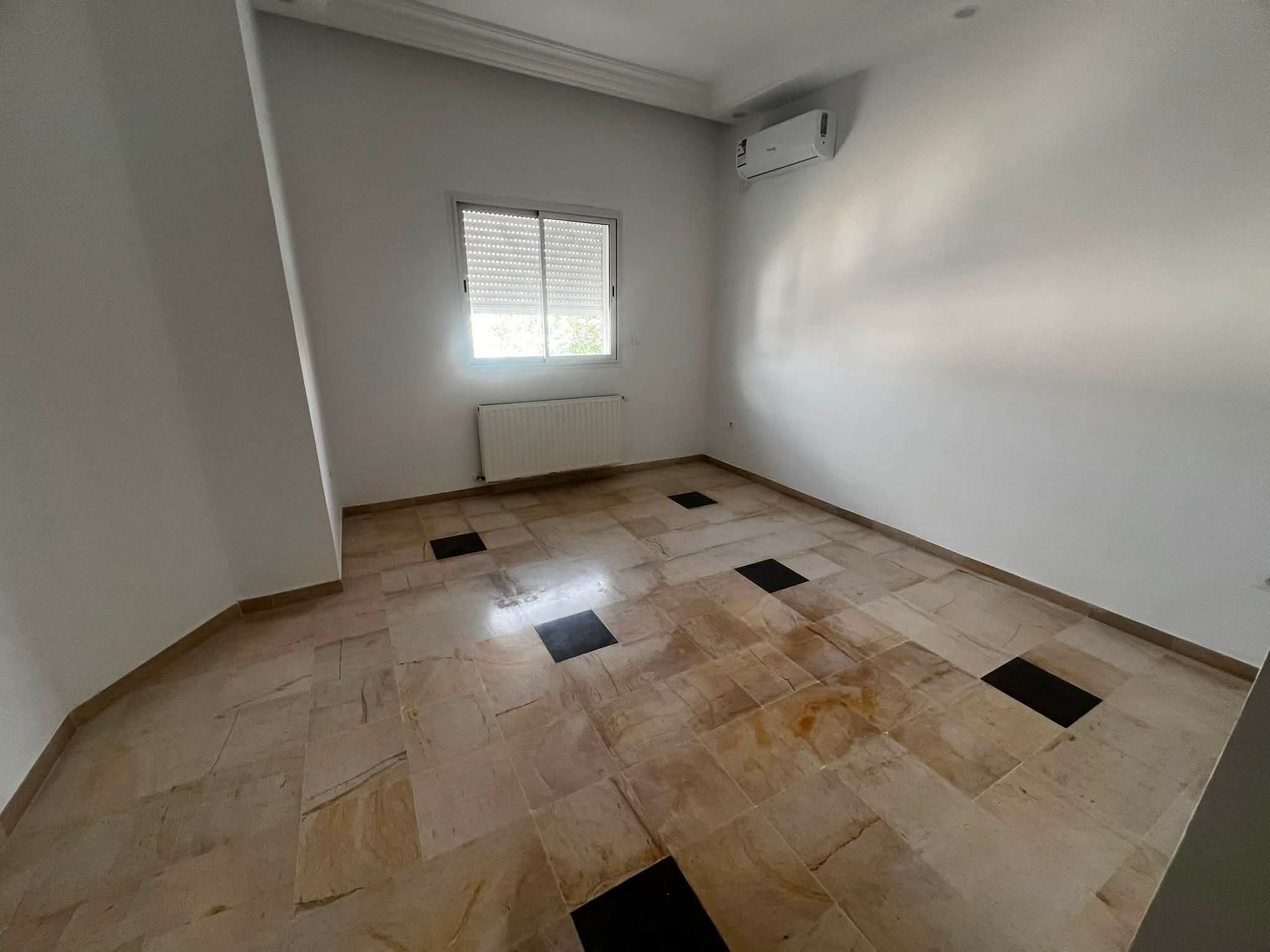 Raoued&nbsp;Cite Ennkhilet&nbsp;Location&nbsp;Appart. 3 pi�ces&nbsp;S2 ennkhilete 950 d