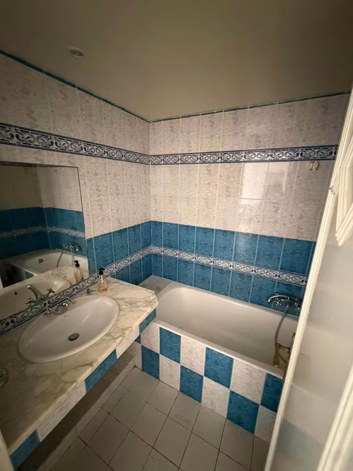 Ariana Ville&nbsp;Cite Ennasr 2&nbsp;Location&nbsp;Appart. 2 pi�ces&nbsp;S1 meuble 1050 da ennasr 2