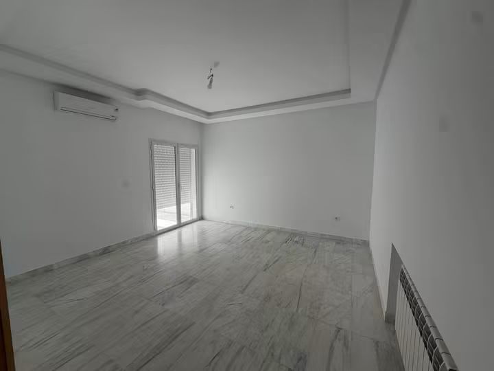Mnihla&nbsp;Jardins d'el Menzah&nbsp;Location&nbsp;Appart. 2 pi�ces&nbsp;S2 hst 1350d cite fawez jardins del menzah 2