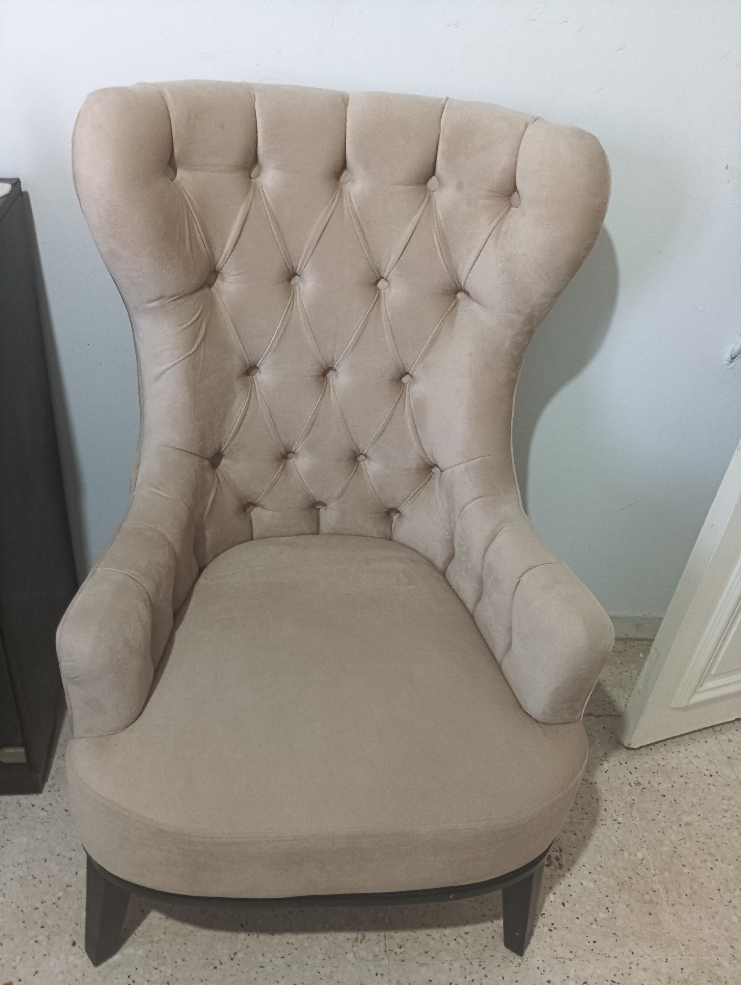 Mannouba&nbsp;Denden&nbsp;Salon - Salle � manger &nbsp;Salons&nbsp;Salon en tr�s bon �tat