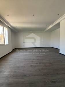 Sousse Ville&nbsp;Sousse Corniche&nbsp;Location&nbsp;Appart. 1 pi�ce&nbsp;   des bureaux a2  corniche ref947a