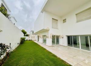 La Marsa&nbsp;Gammart&nbsp;Vente&nbsp;Maisons&nbsp;A  une villa de luxe  gammarth ref629a