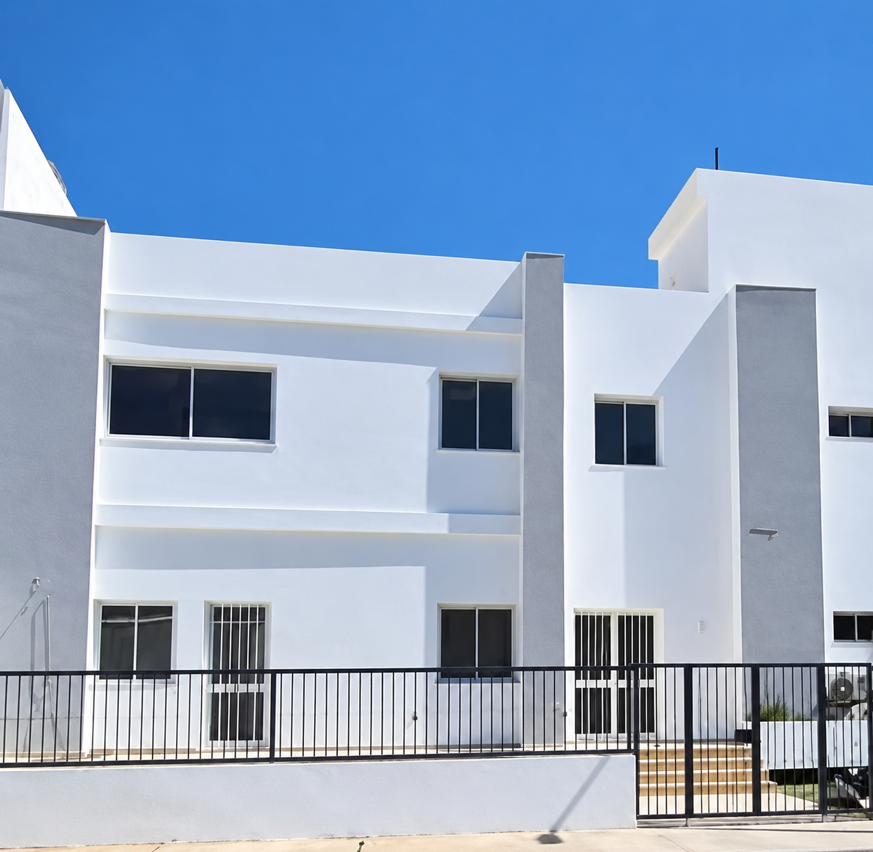 Raoued&nbsp;Complexe Technologique&nbsp;Location&nbsp;Autre&nbsp;Local professionnel pr�s p�le techno el ghazala