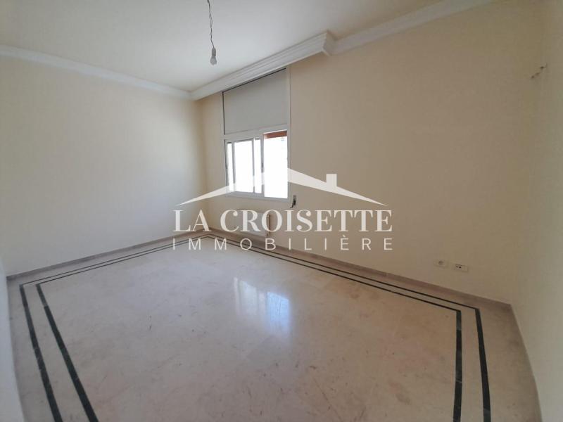 La Marsa&nbsp;Gammart&nbsp;Location&nbsp;Maisons&nbsp;Triplex s5 � gammarth