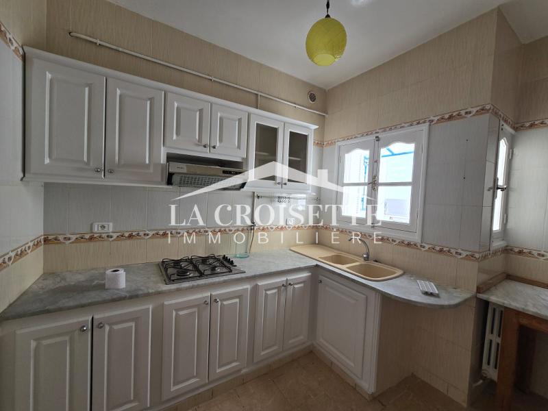 Carthage&nbsp;Amilcar&nbsp;Location&nbsp;Appart. 3 pi�ces&nbsp;Etage de villa s2 meubl� � carthage zel0563