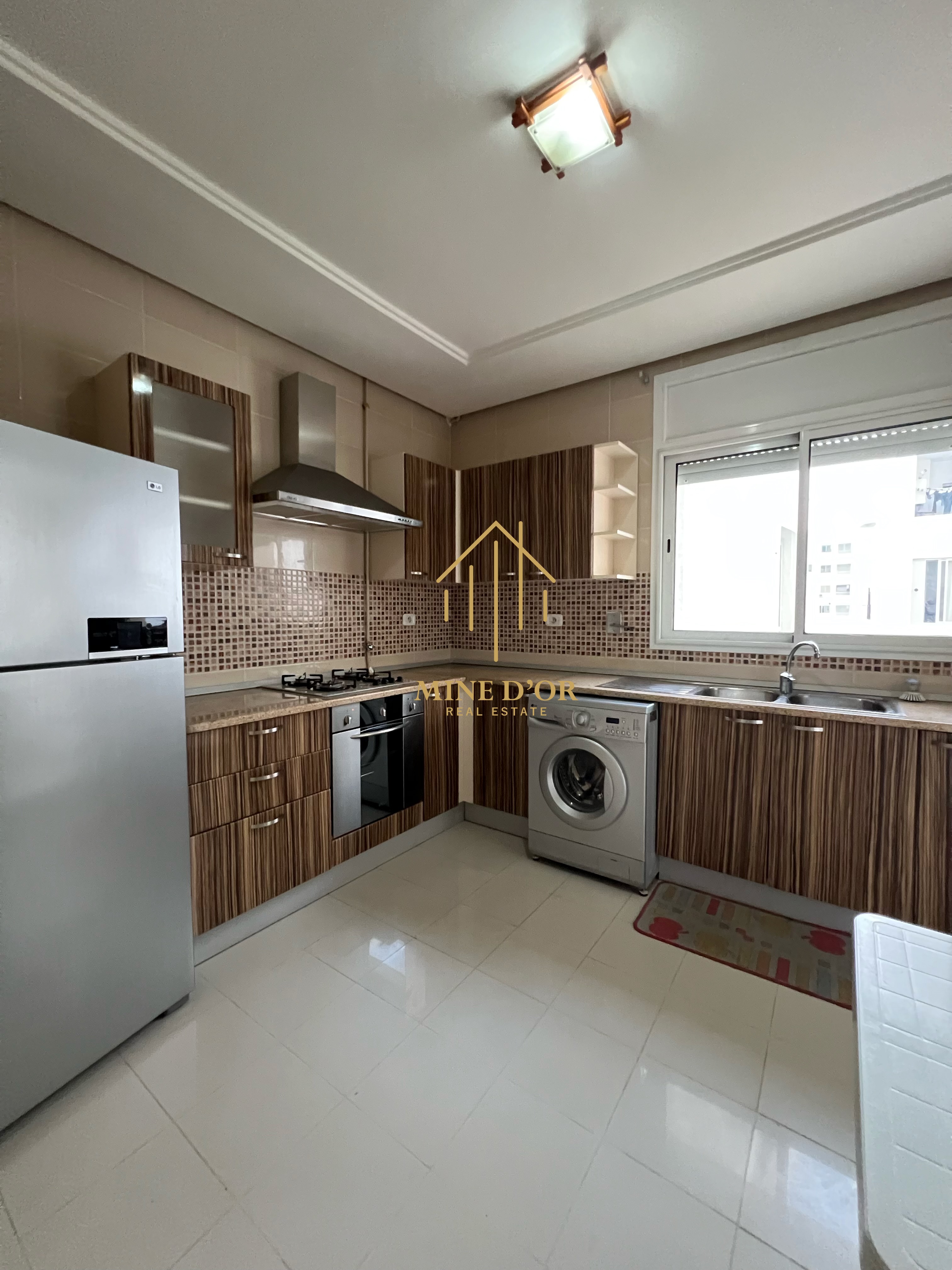 Cite El Khadra&nbsp;Zone urbaine nord&nbsp;Location&nbsp;Appart. 4 pi�ces&nbsp;Al appart s3 meubl� ou vide au centre urbain nord