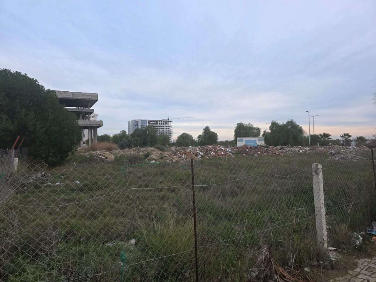 Carthage&nbsp;Carthage&nbsp;Terrain&nbsp;Terrain nu&nbsp;Magnifique terrain constructible r3 de 2000m lac 2