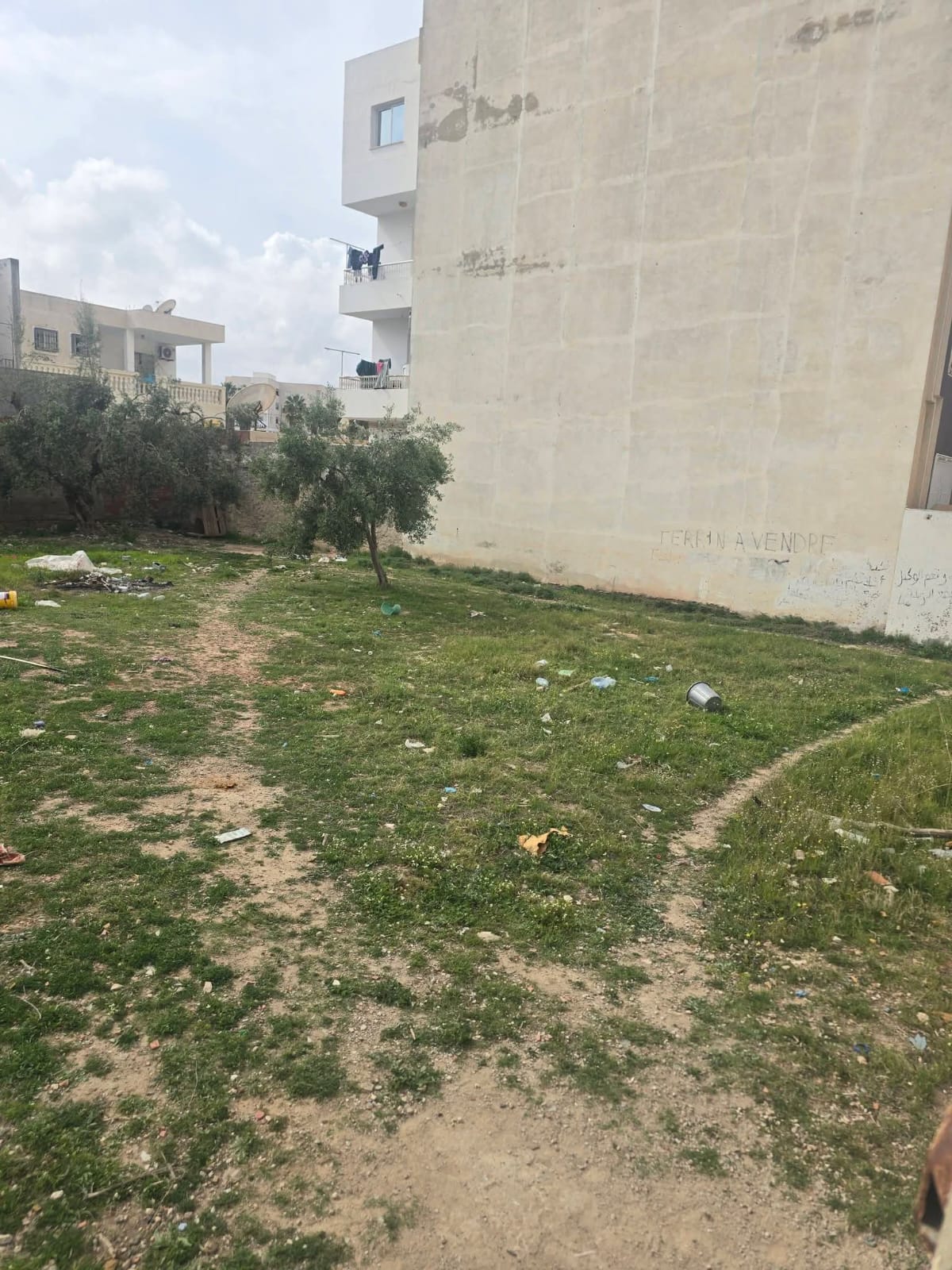 Sousse Jaouhara&nbsp;Sousse Khezama&nbsp;Terrain&nbsp;Terrain nu&nbsp;Un beau terrain de 740  m a khezama est