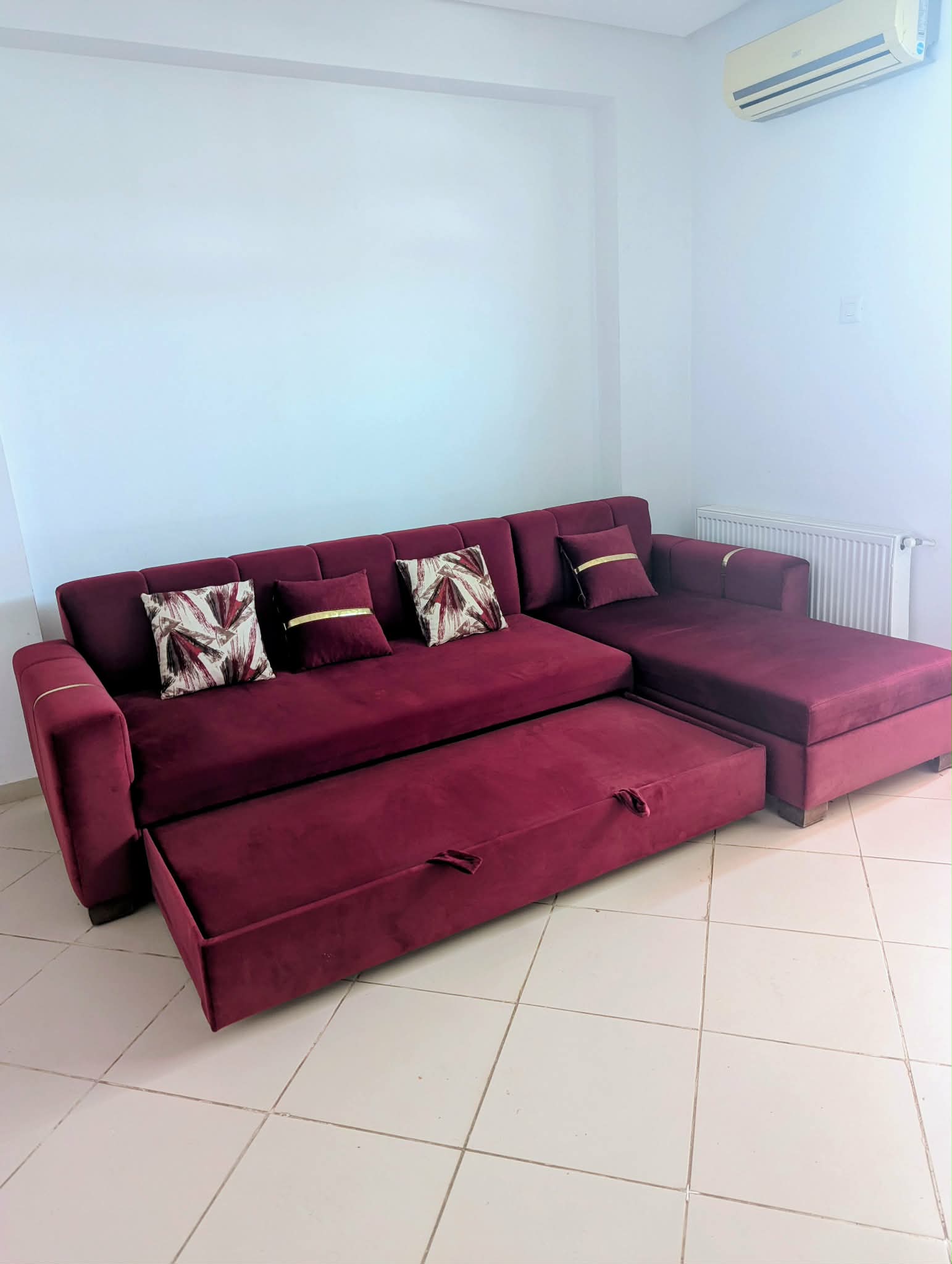 El Mourouj&nbsp;El Mourouj&nbsp;Salon - Salle � manger &nbsp;Salons&nbsp;Canap� d'angle droit �tat neuf