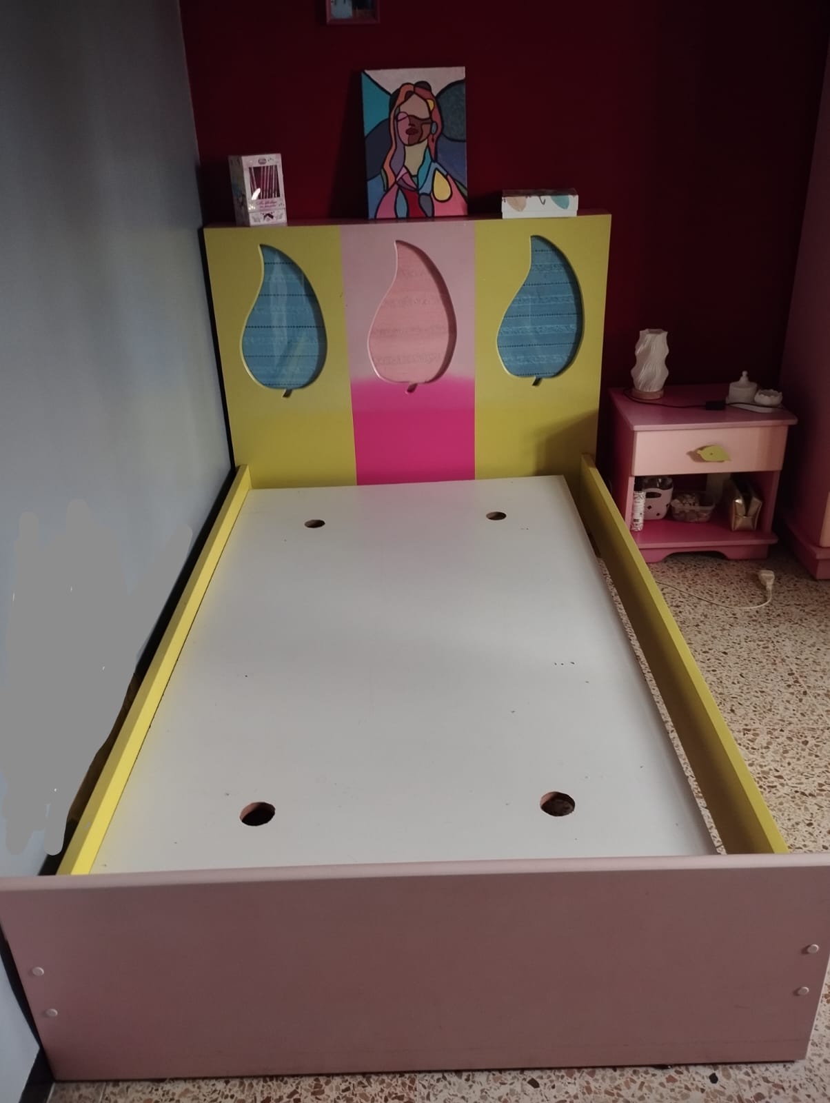 Ariana Ville&nbsp;El Menzah 6&nbsp;Chambres � coucher&nbsp;Chambres � coucher&nbsp;Chambre � coucher fille calin caline 1800 tnd