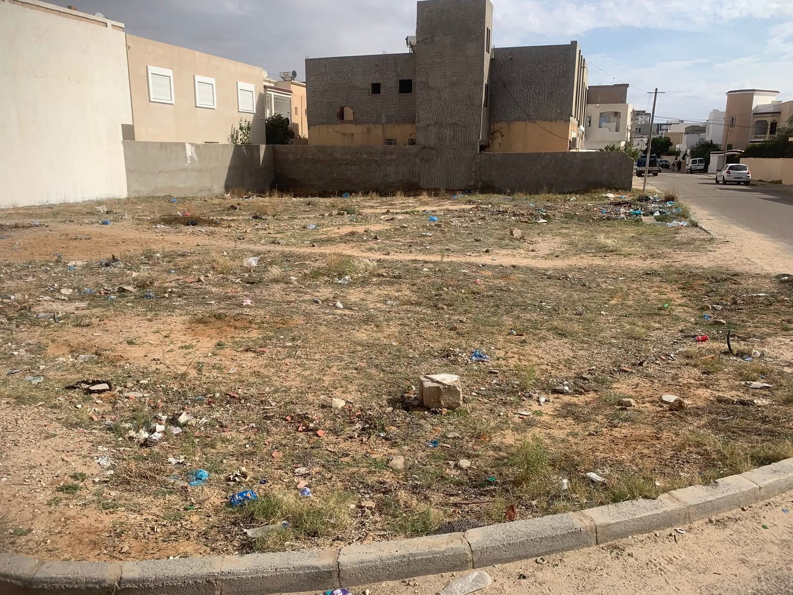 Sidi Bouzid Ouest&nbsp;Sidi Bouzid&nbsp;Terrain&nbsp;Terrain nu&nbsp;Terrain r�sidentiel � sidi bouzid hay el wouroud