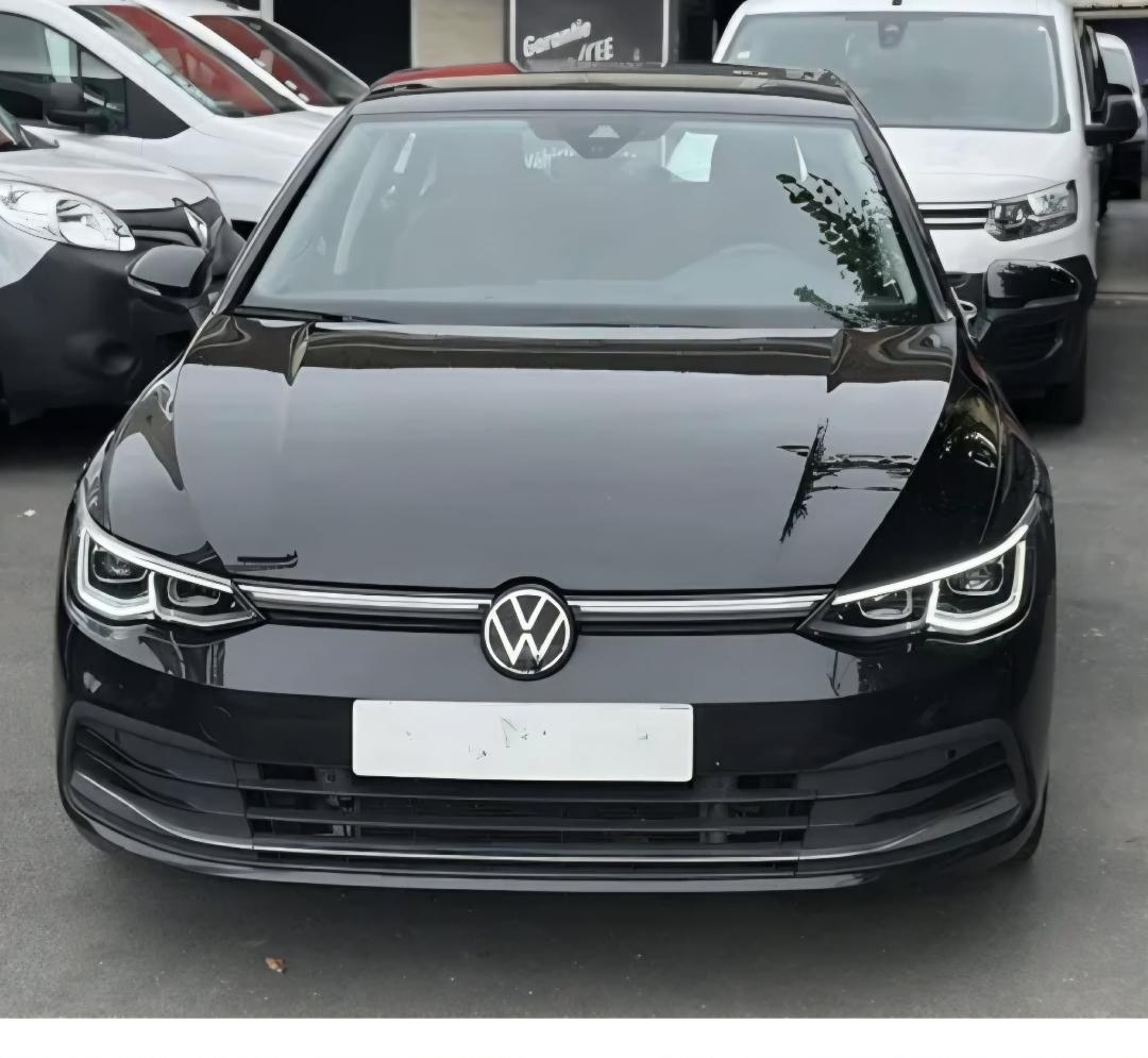 Ariana Ville&nbsp;El Menzah 8&nbsp;Volkswagen&nbsp;Autre Mod�le&nbsp;Volkswagen golf 8 ehybrid style
