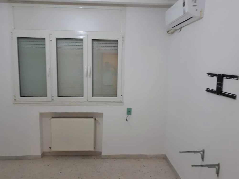 Ariana Ville&nbsp;Cite Ennasr 2&nbsp;Location&nbsp;Appart. 2 pi�ces&nbsp;S plus 1 a ennasr 2 wb4521