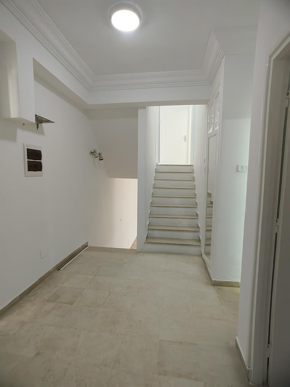 Location&nbsp;Duplex