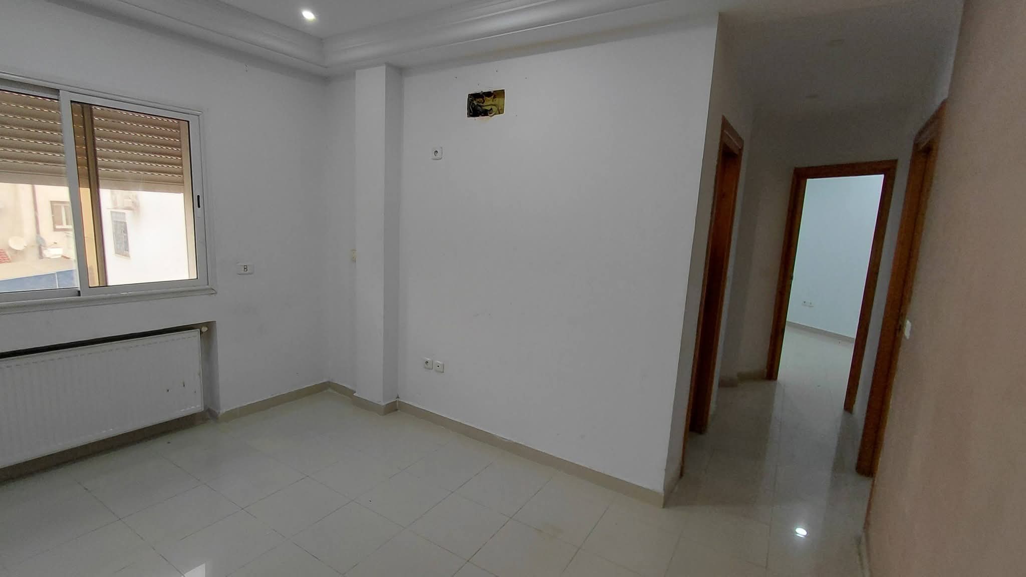Cite El Khadra&nbsp;Cite El Khadra&nbsp;Location&nbsp;Appart. 3 pi�ces&nbsp;S plus 2 a la cit� el khadhra wb4404