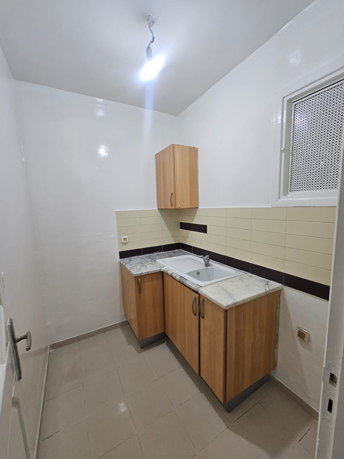 La Marsa&nbsp;El Aouina&nbsp;Location&nbsp;Appart. 2 pi�ces&nbsp;S plus un aux jardins de l'aouina