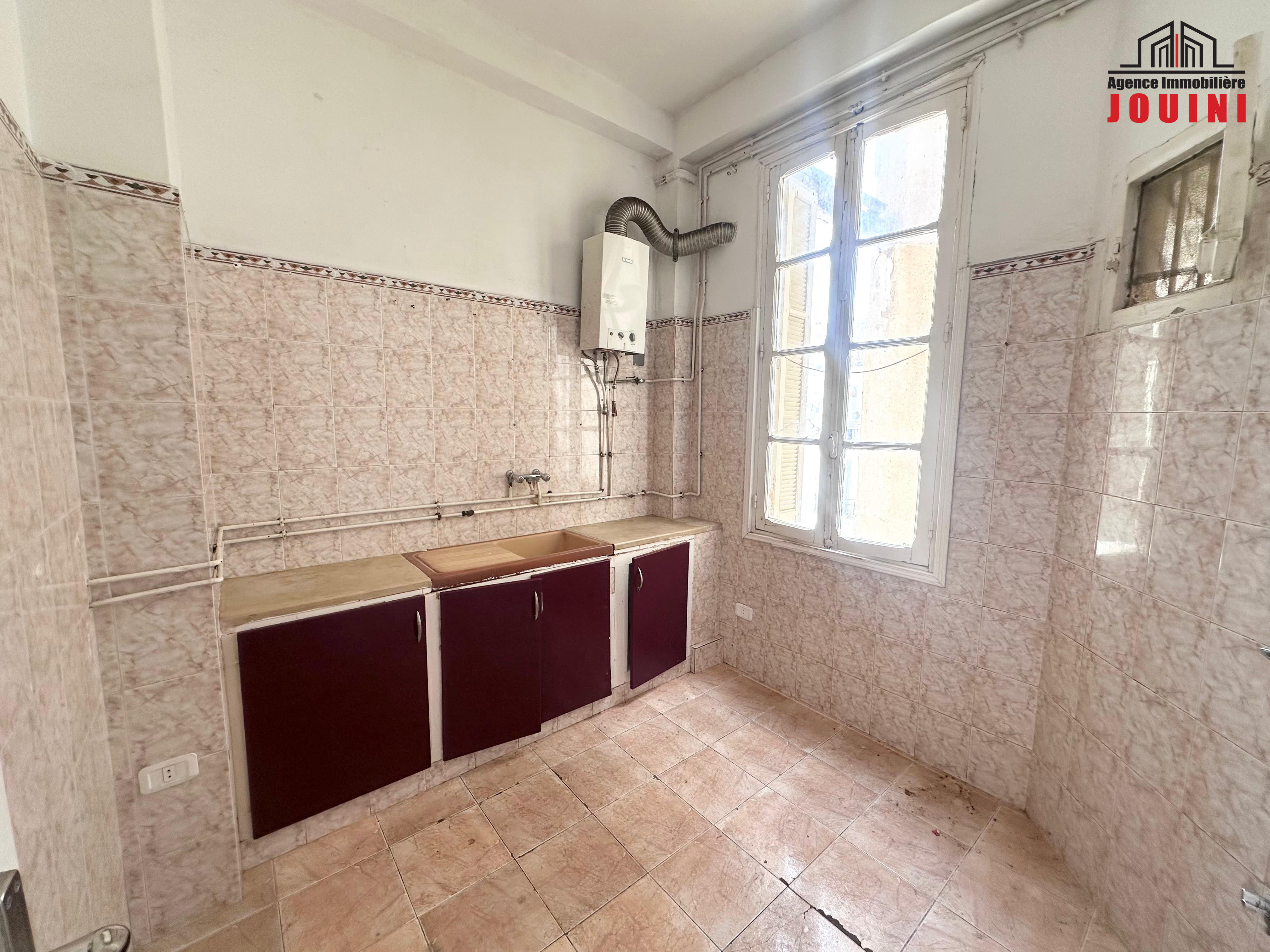 Bab Bhar&nbsp;Bab Bhar&nbsp;Vente&nbsp;Appart. 3 pi�ces&nbsp;Appartement s2 au centre ville de tunis