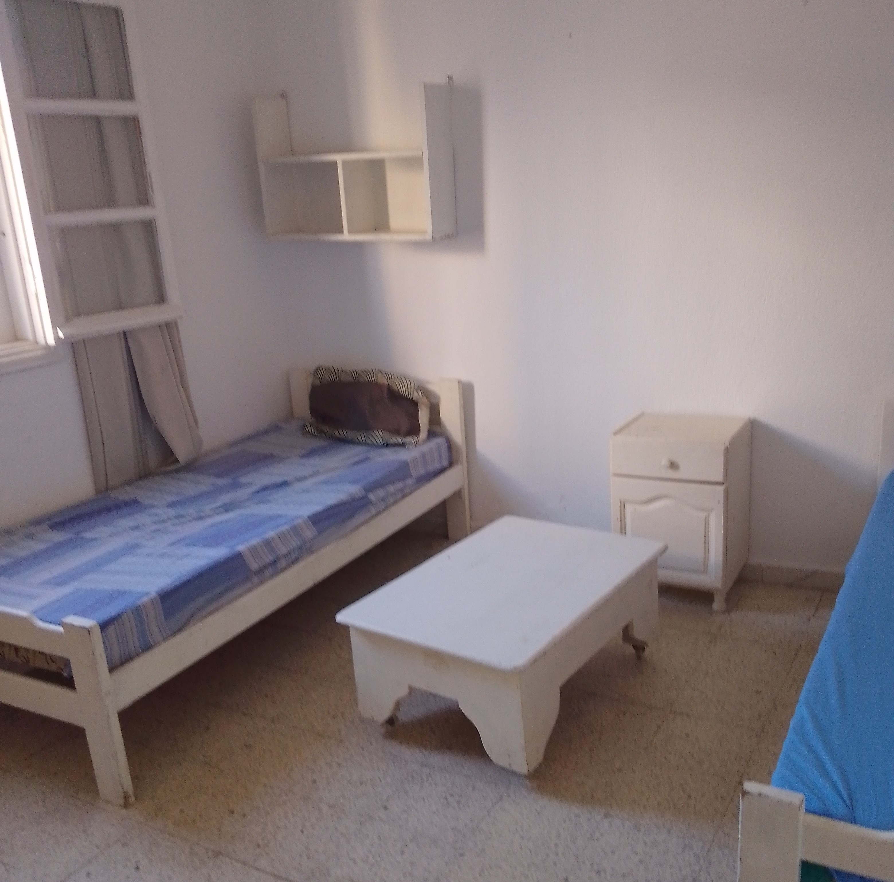 Monastir&nbsp;Monastir&nbsp;Location&nbsp;Appart. 4 pi�ces&nbsp;Meubl� pr�s de l'isimm