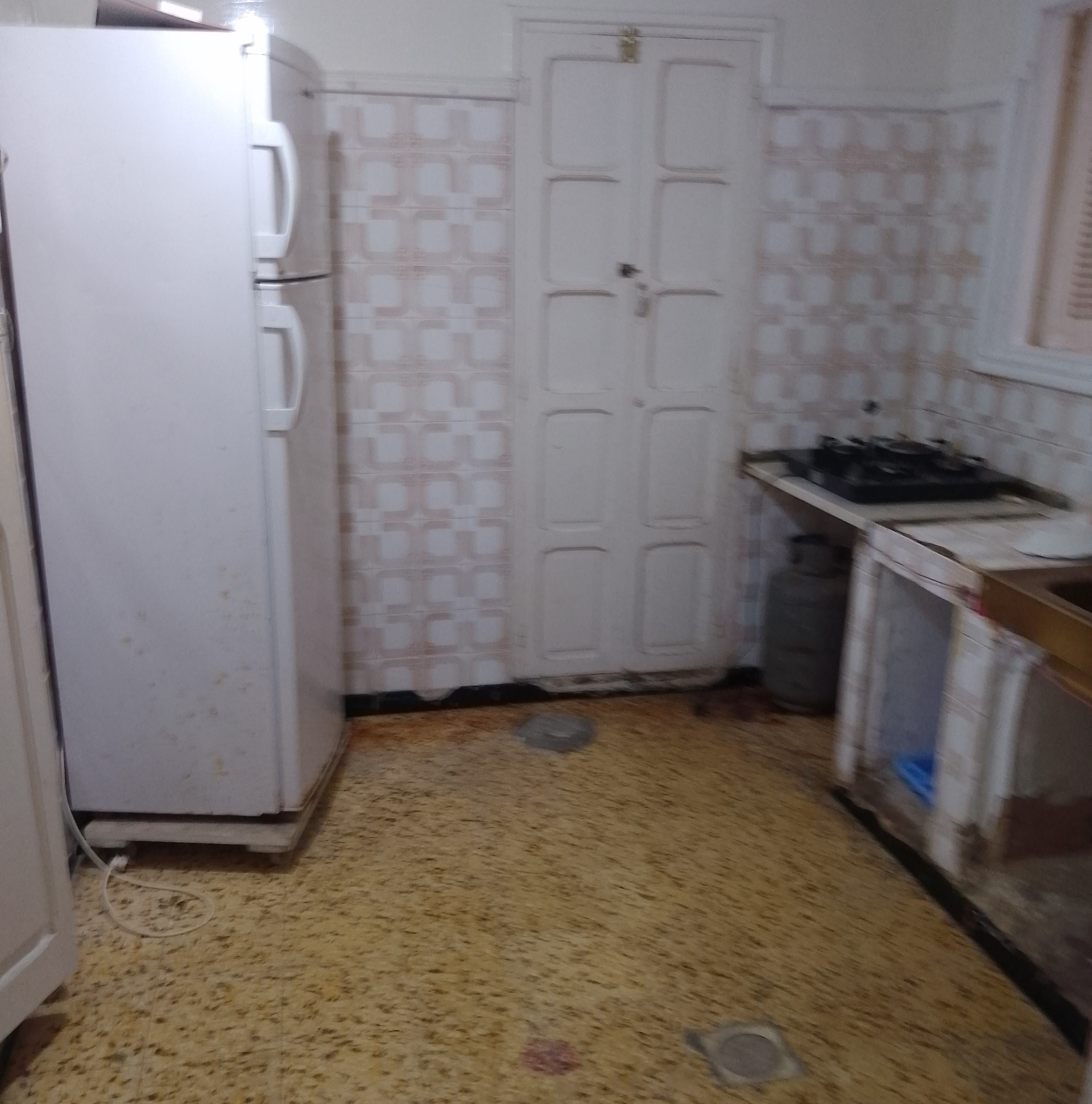 Monastir&nbsp;Monastir&nbsp;Location&nbsp;Appart. 4 pi�ces&nbsp;Meubl� pr�s de l'isimm