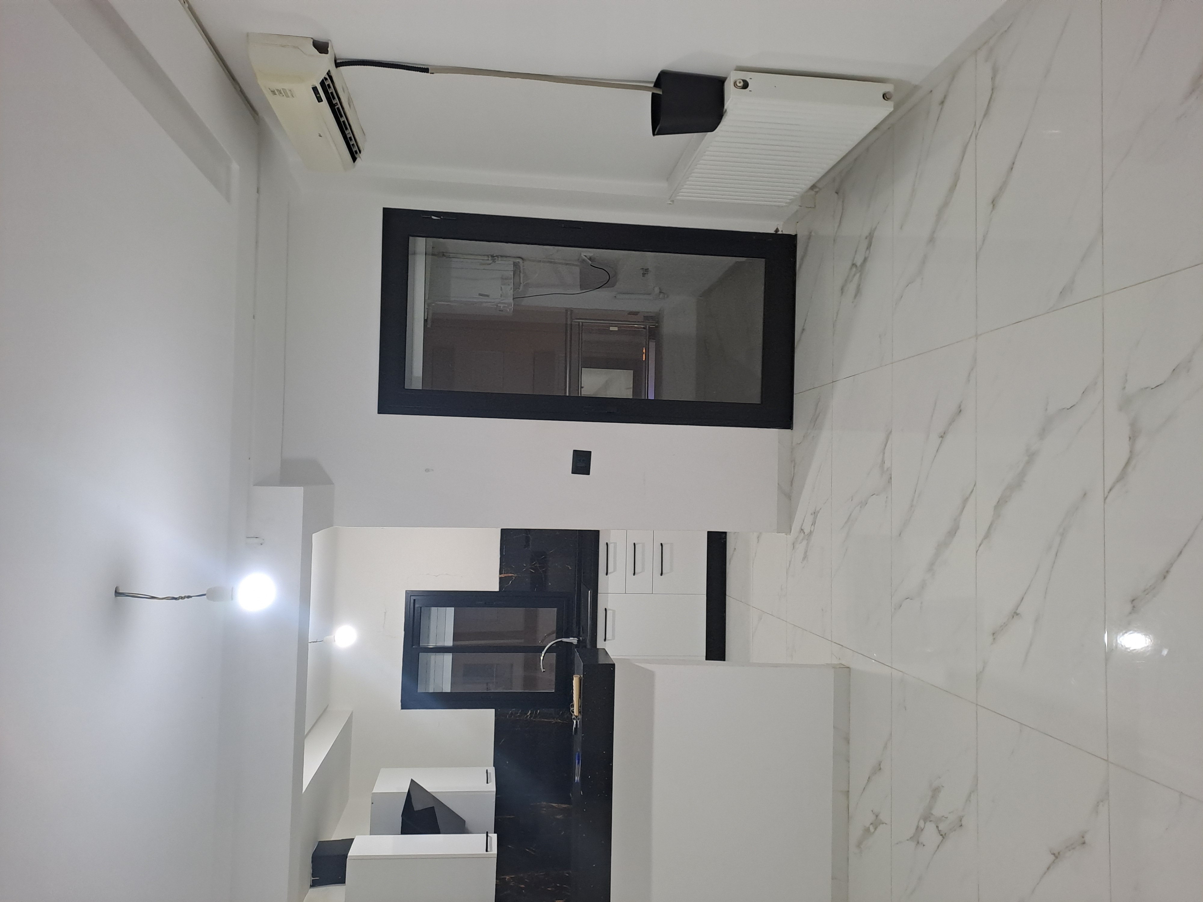 Ain Zaghouan&nbsp;Ain Zaghouan&nbsp;Location&nbsp;Appart. 1 pi�ce&nbsp;S1 place parking a negocier le loyer