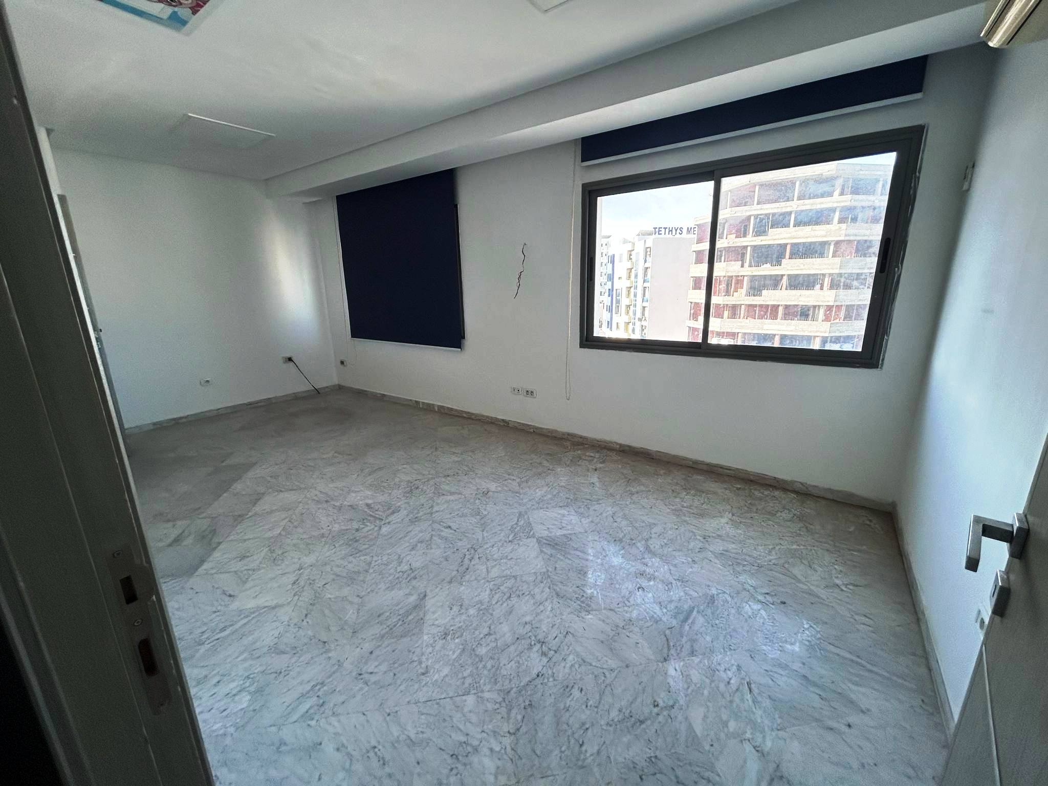 Sousse Jaouhara&nbsp;Sousse Ibn Khaldoun&nbsp;Vente&nbsp;Appart. 2 pi�ces&nbsp;Bureau s 2 haut standing lumineux quartier anim�