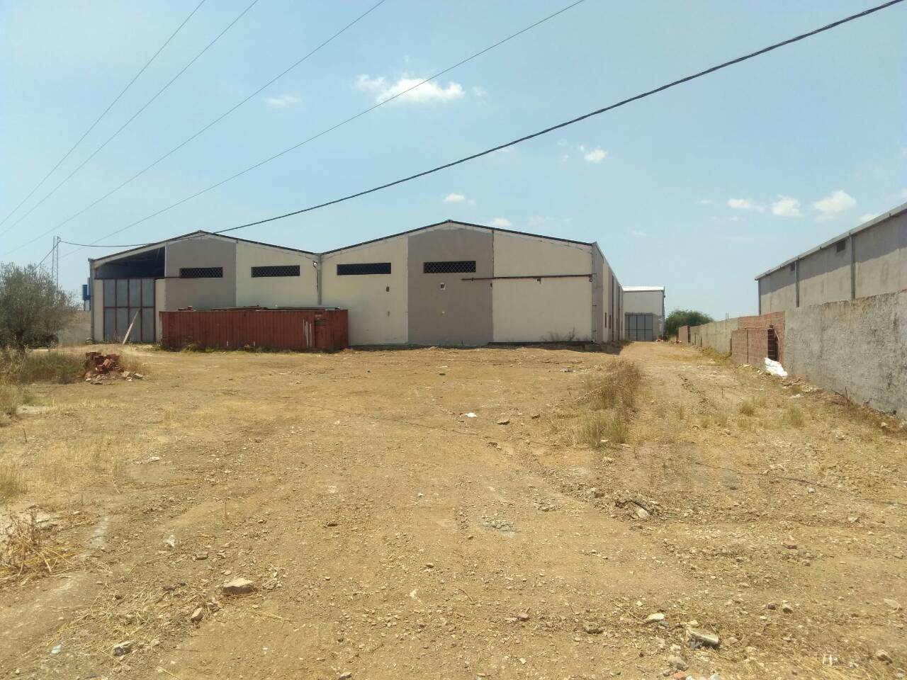 Fouchana&nbsp;Naassen&nbsp;Location&nbsp;Autre&nbsp;1000 � 2000m2 local industrielle � naassen