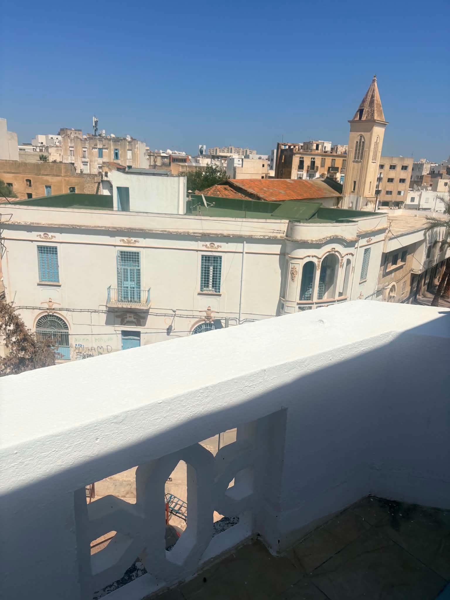 Bab Souika&nbsp;Bab El Khadra&nbsp;Location&nbsp;Appart. 1 pi�ce&nbsp;Appartement lumineux