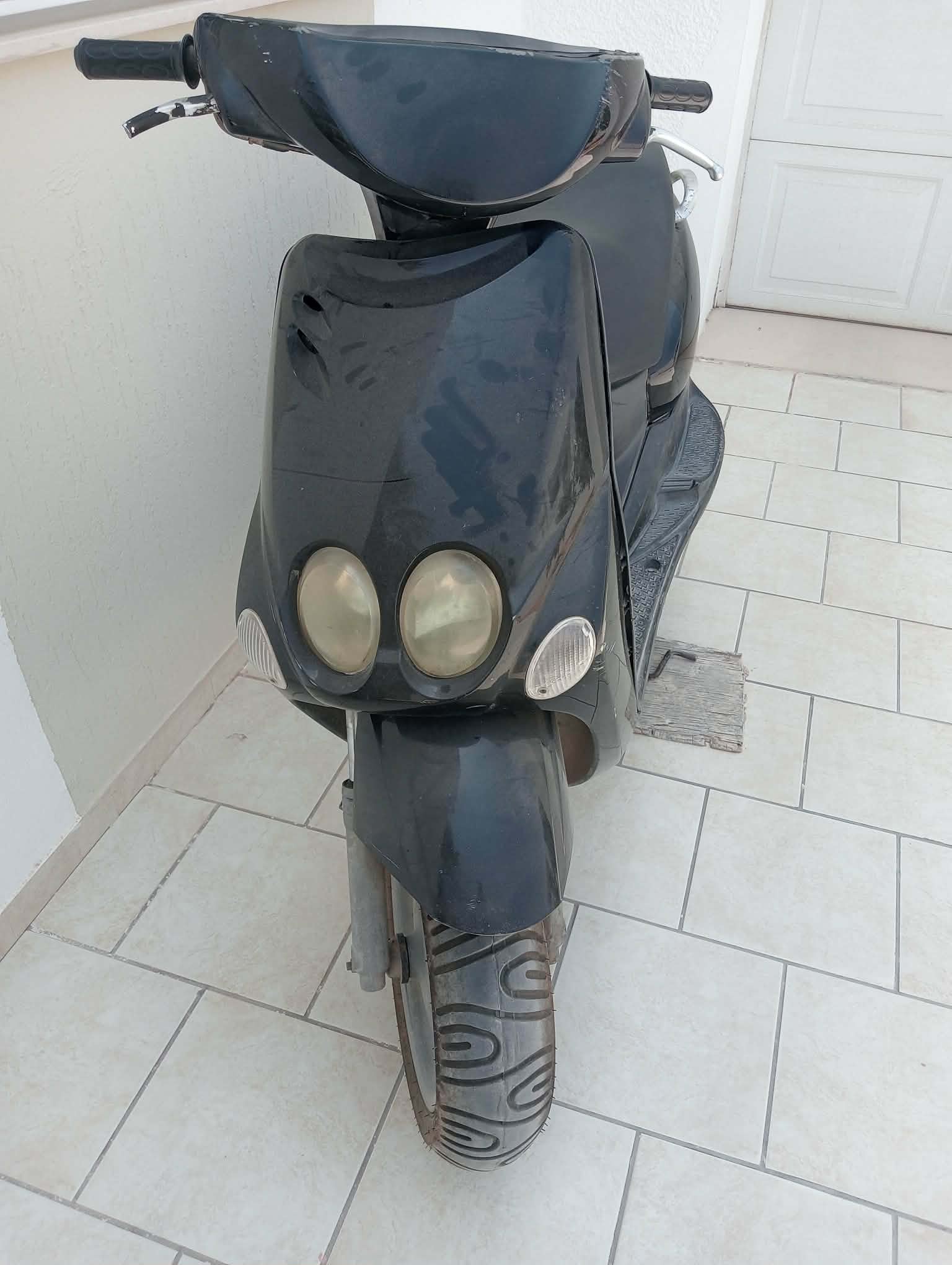 Sakiet Ezzit&nbsp;Sakiet Ezzit&nbsp;Mbk&nbsp;Mbk&nbsp;Ovetto 50 noir en bonne �tat