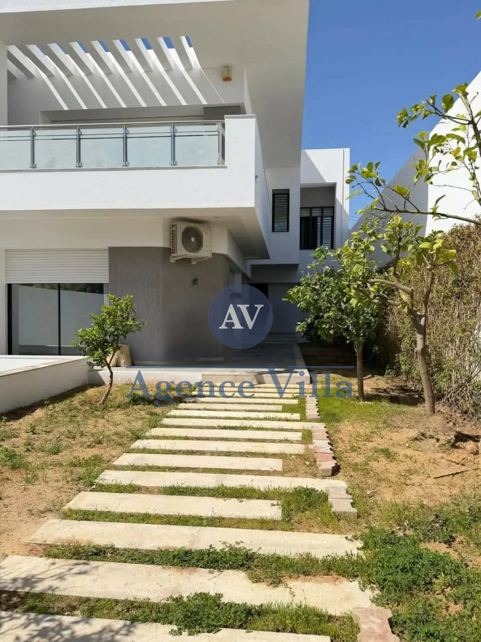 Ain Zaghouan&nbsp;Ain Zaghouan&nbsp;Location&nbsp;Maisons&nbsp;Une spacieuse villa s6 � ain zaghouan