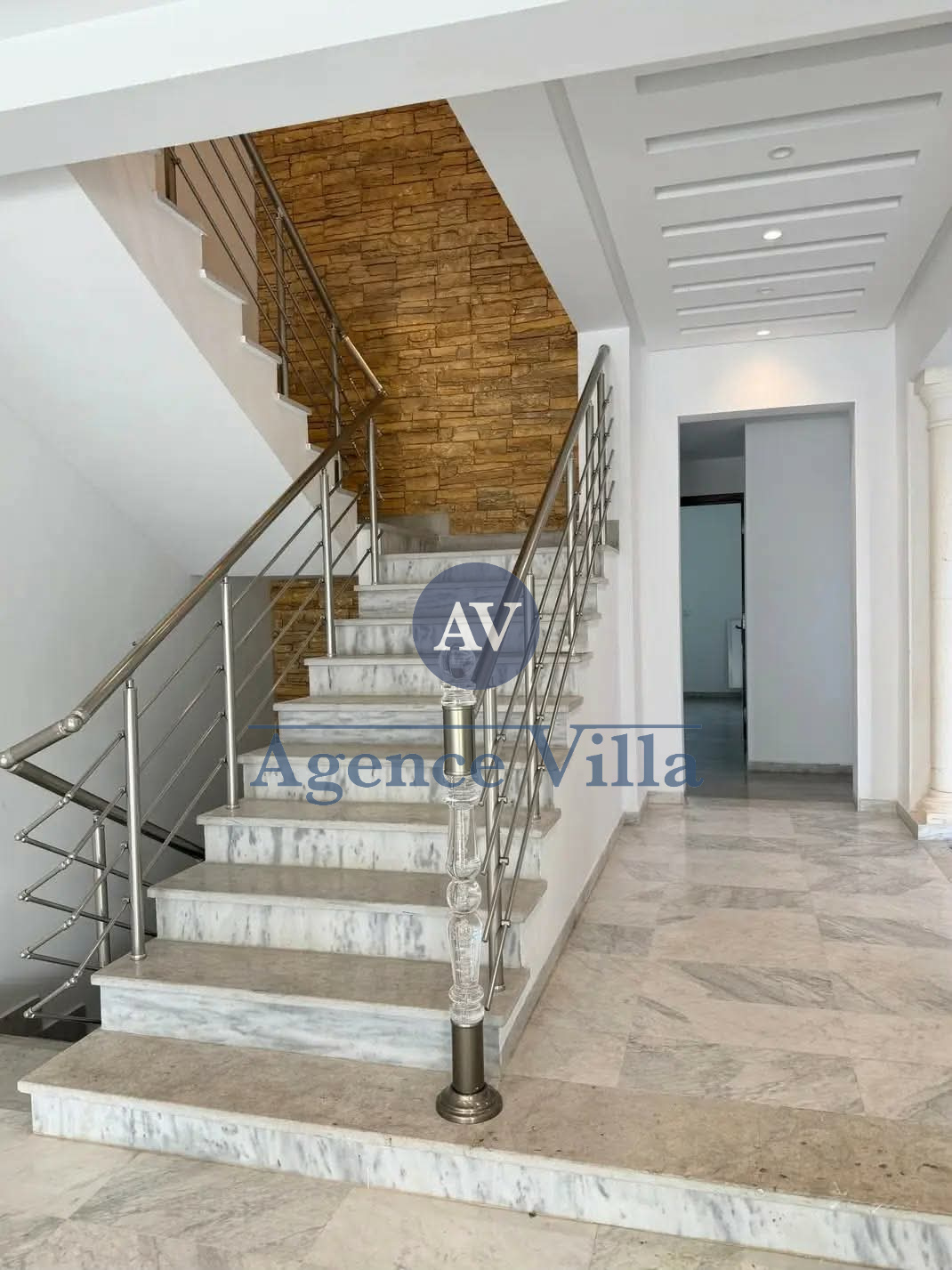 Ain Zaghouan&nbsp;Ain Zaghouan&nbsp;Location&nbsp;Maisons&nbsp;Une spacieuse villa s6 � ain zaghouan