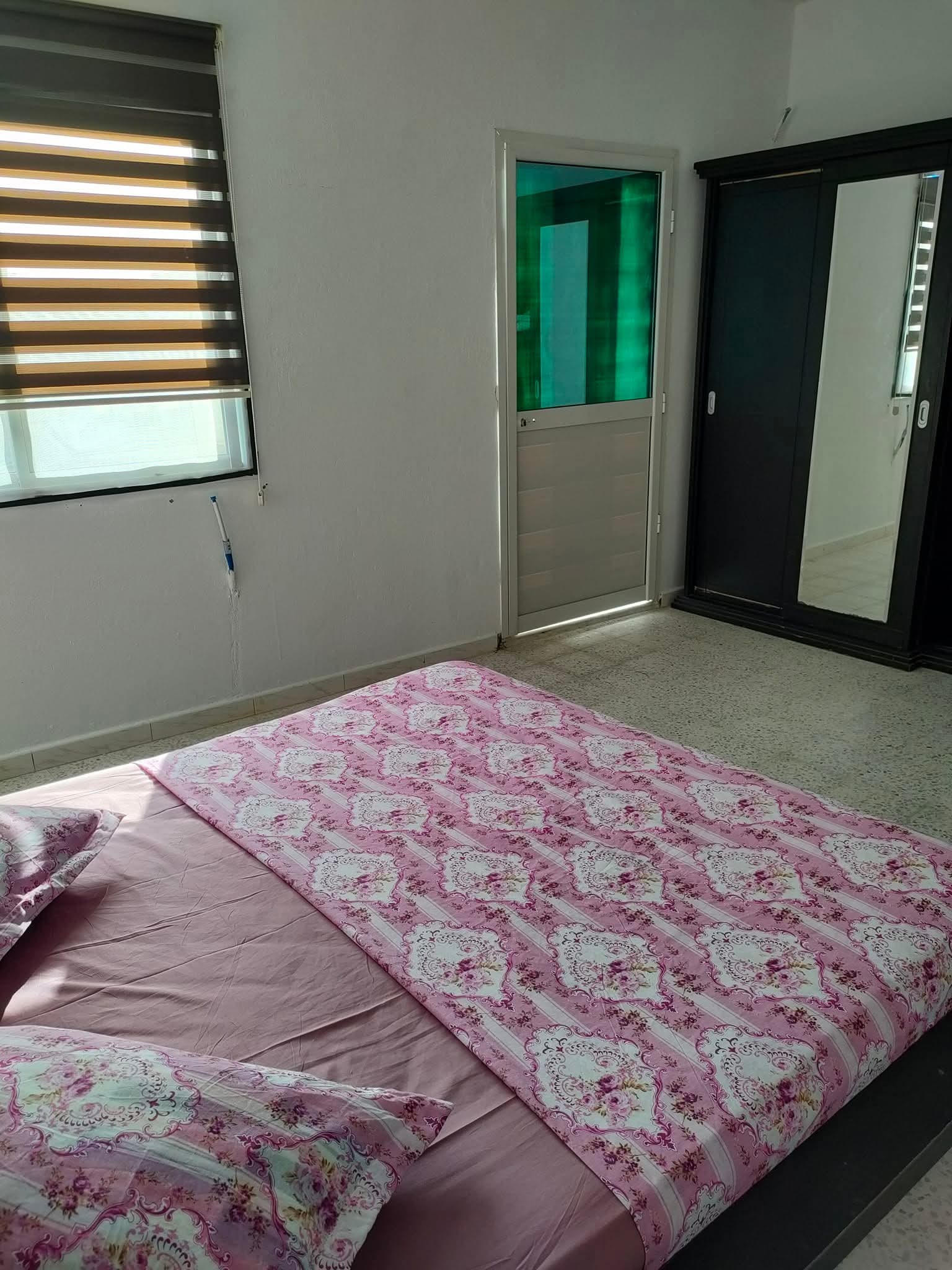Soliman&nbsp;Cite Hotel Des Andalous&nbsp;Location vacances&nbsp;Appart. 2 pi�ces&nbsp;S1 et s2 tr�s bien �quip�