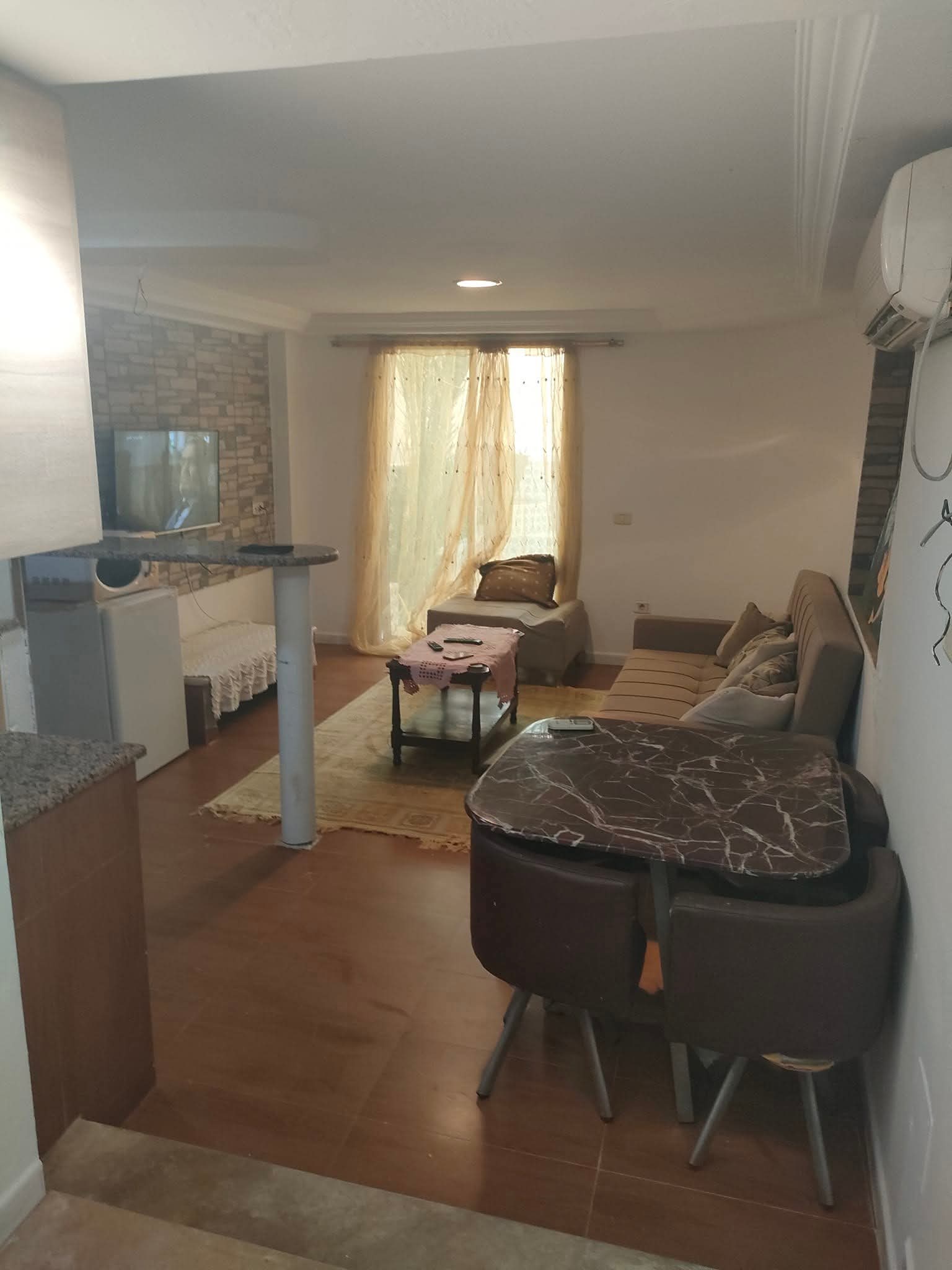 Soliman&nbsp;Cite Hotel Des Andalous&nbsp;Location vacances&nbsp;Appart. 2 pi�ces&nbsp;S1 et s2 tr�s bien �quip�
