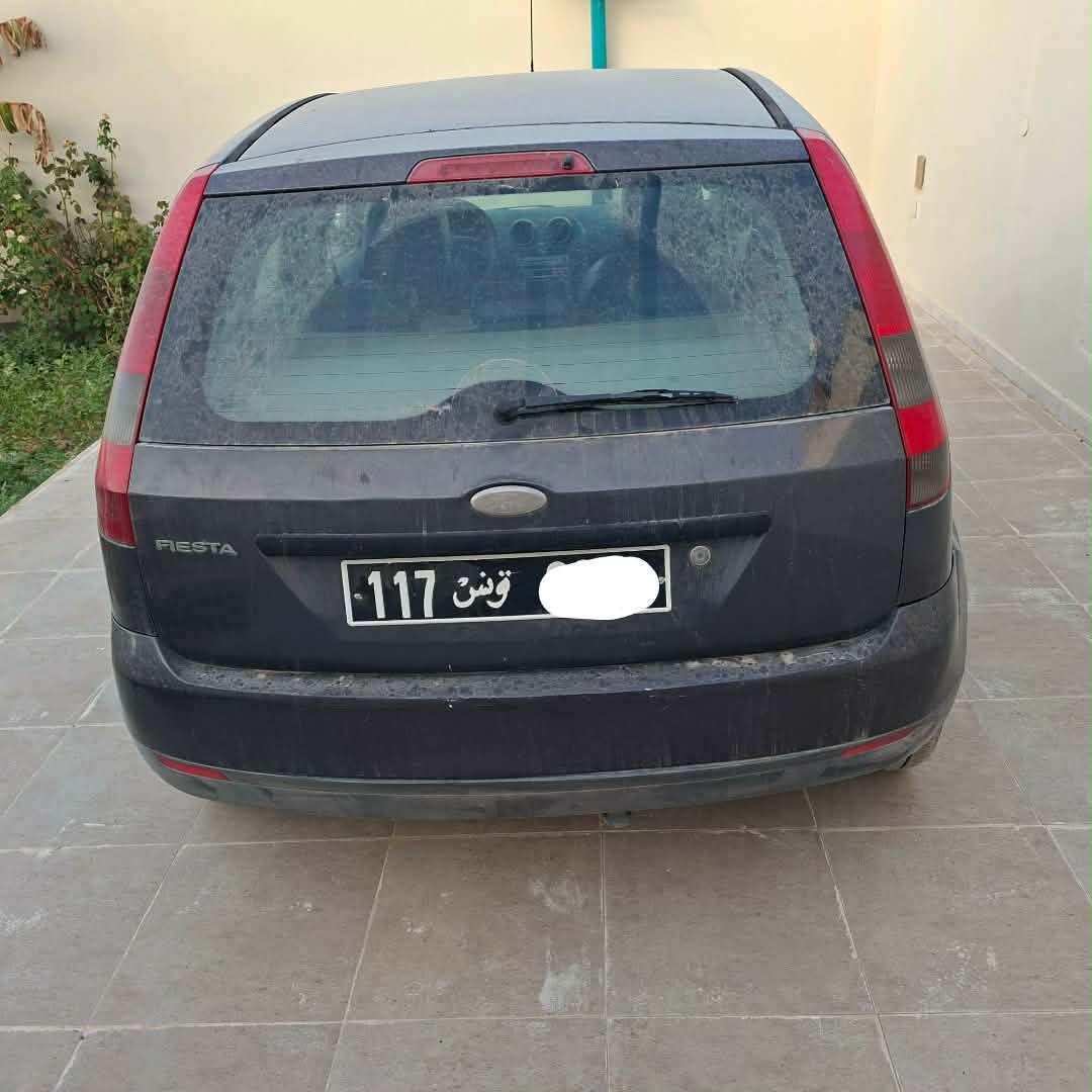 Raoued&nbsp;Borj Touil&nbsp;Ford&nbsp;Fiesta&nbsp;Ford fiesta